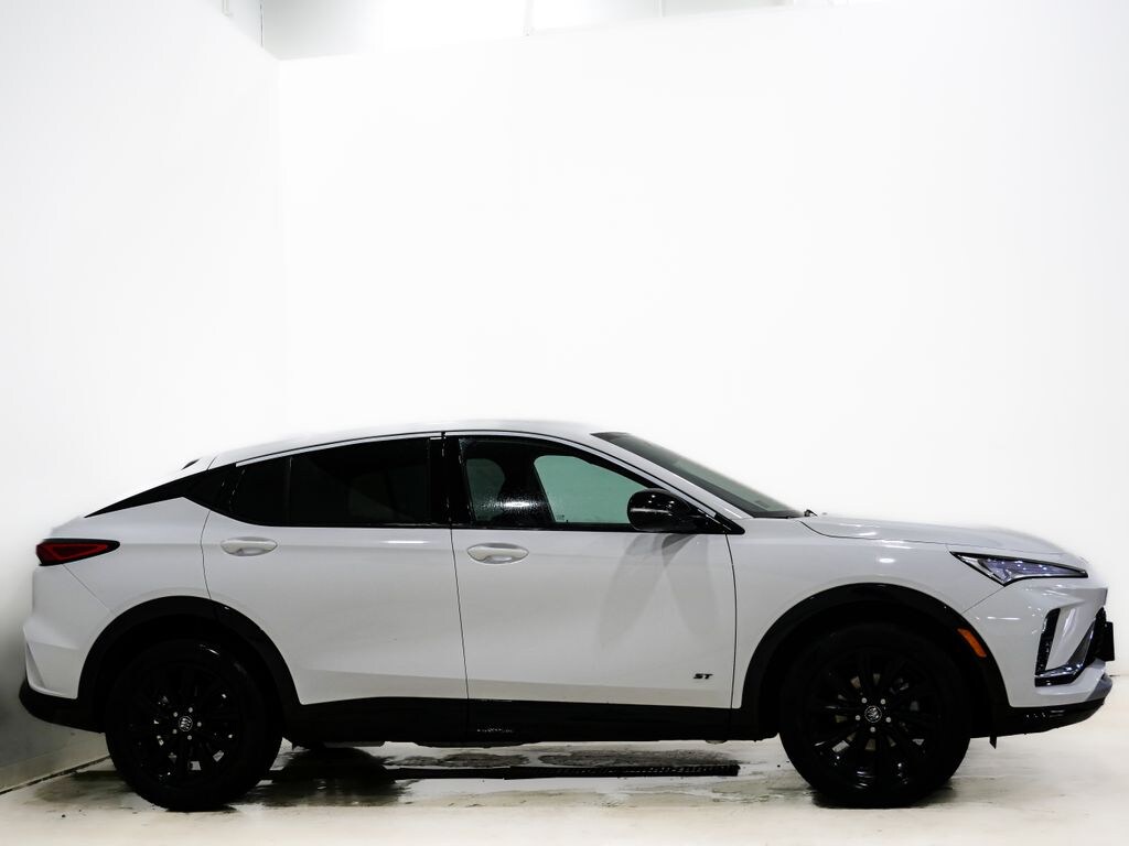 Used 2025 Buick Envista Sport Touring SUV