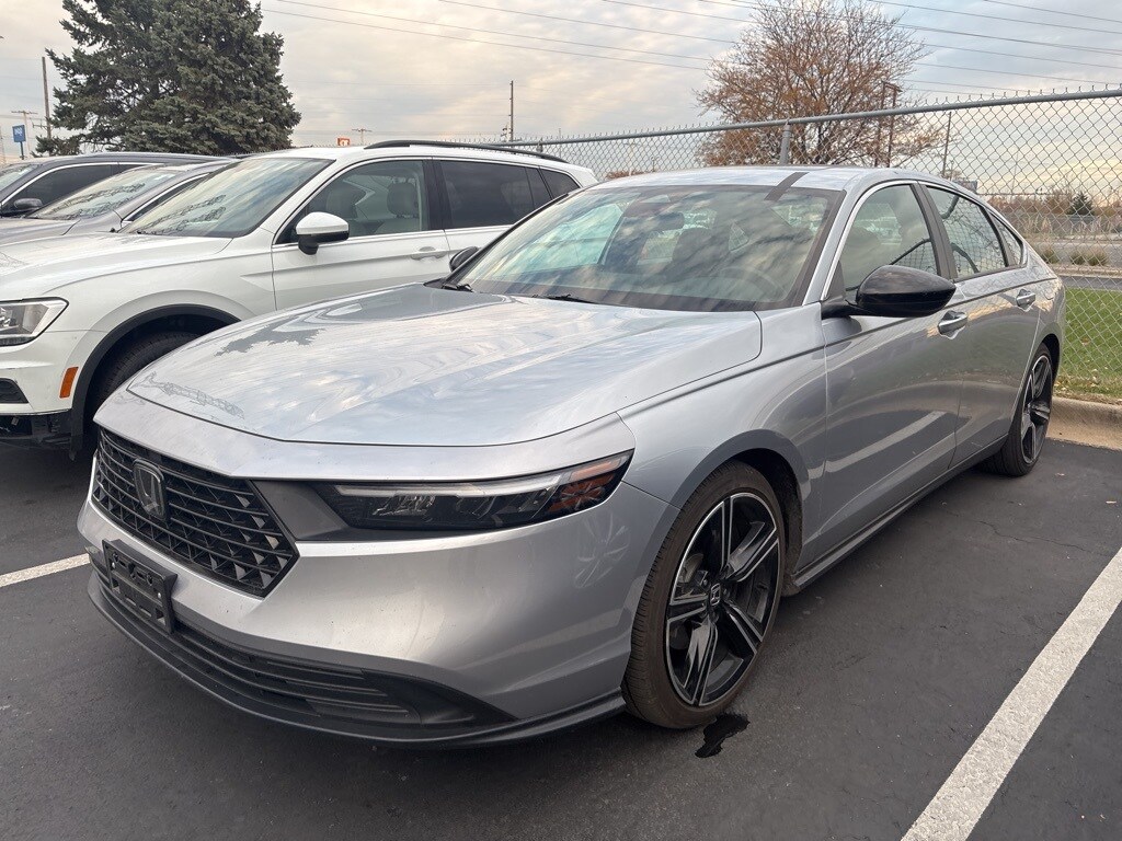 2024 Honda Accord Hybrid Sport photo 3