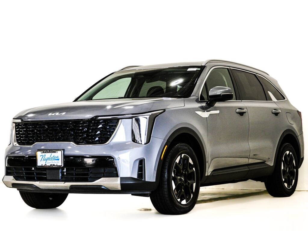Used 2024 Kia Sorento S SUV