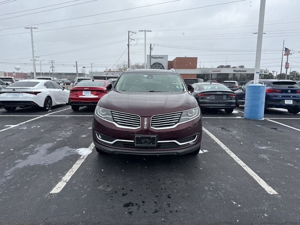 2017 Lincoln MKX Reserve's photo
