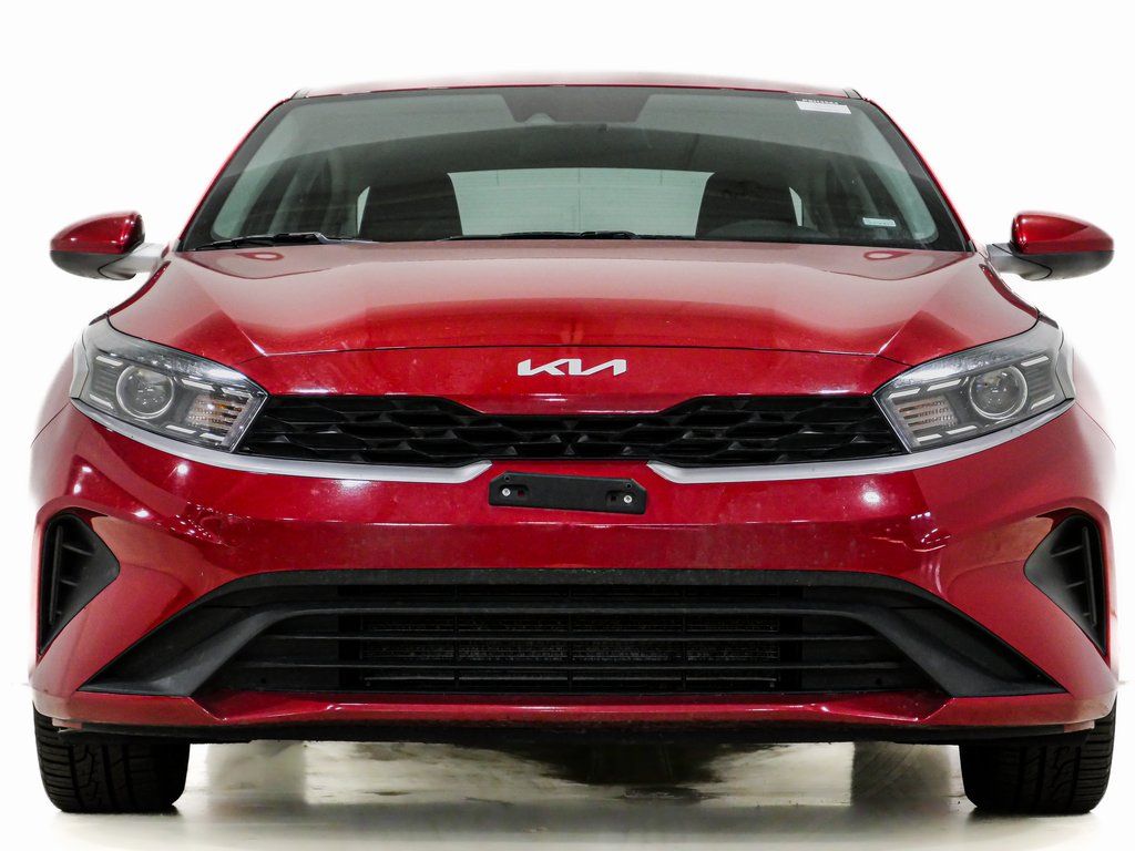 Used 2023 Kia Forte LXS with VIN 3KPF24AD7PE624327 for sale in Lansing, IL