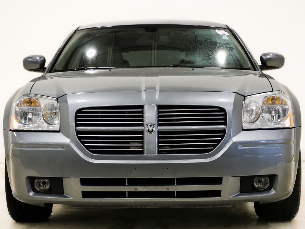 Used 2006 Dodge Magnum R/T with VIN 2D4GV57236H536856 for sale in Lansing, IL