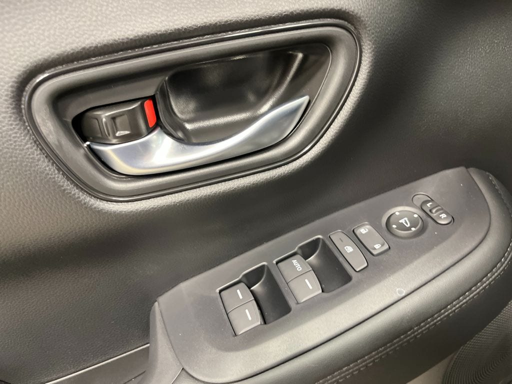 2026 Honda HR-V LX - Photo 13