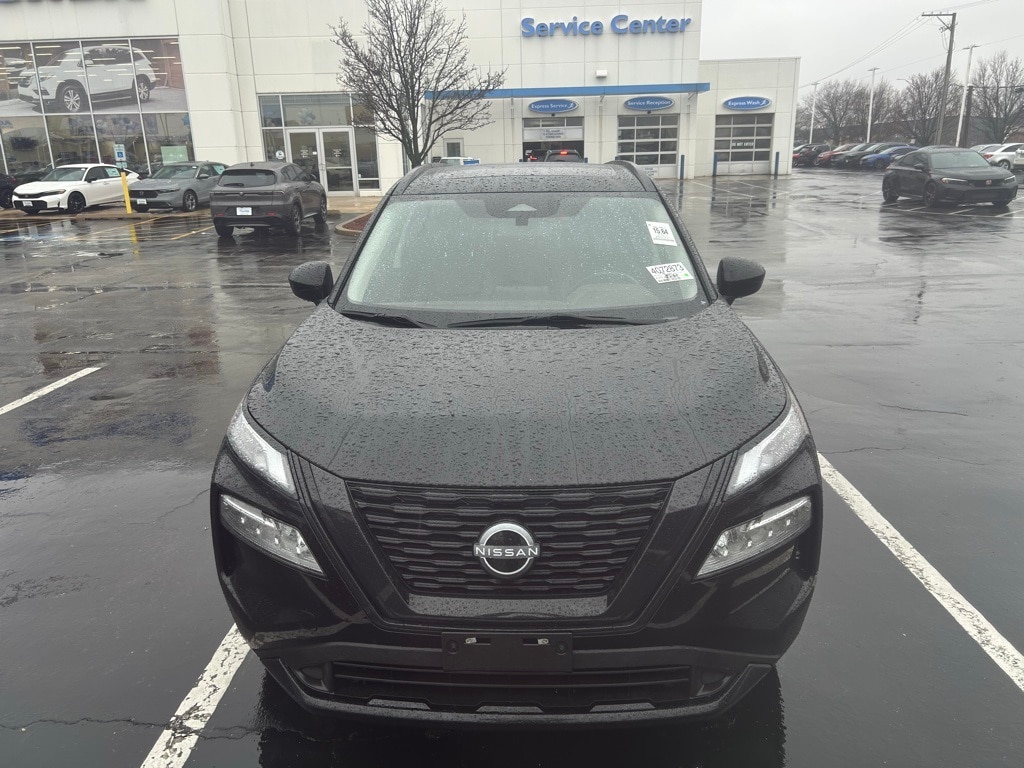 Used 2023 Nissan Rogue SV SUV