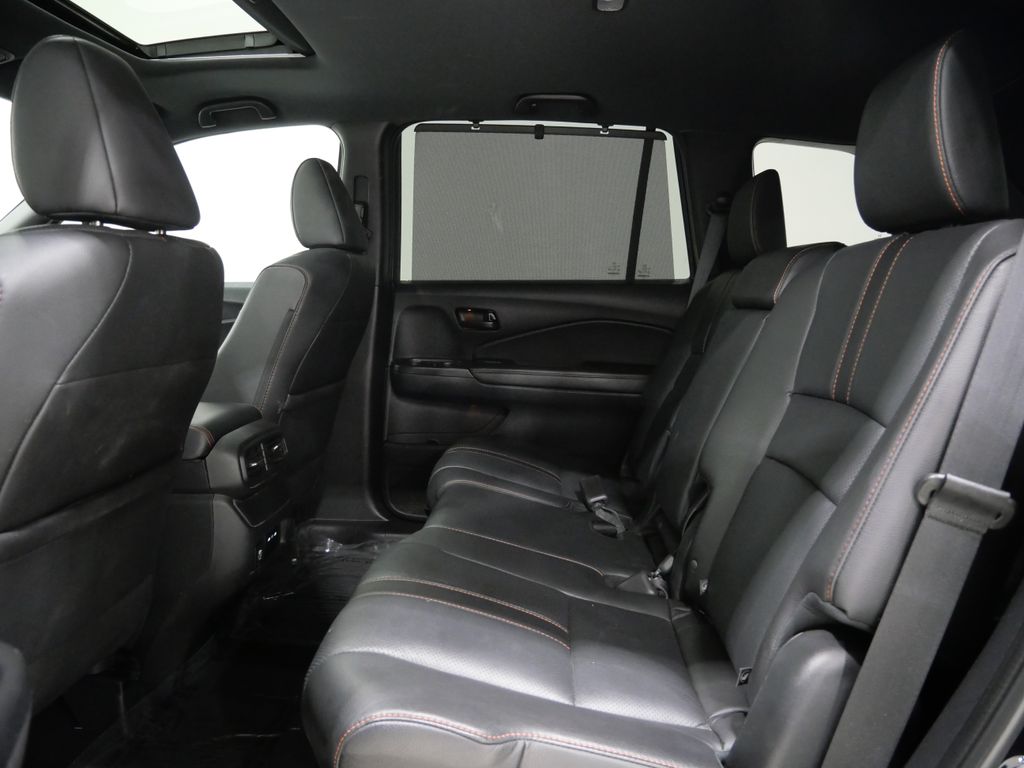 2025 Honda Passport TrailSport - Photo 24