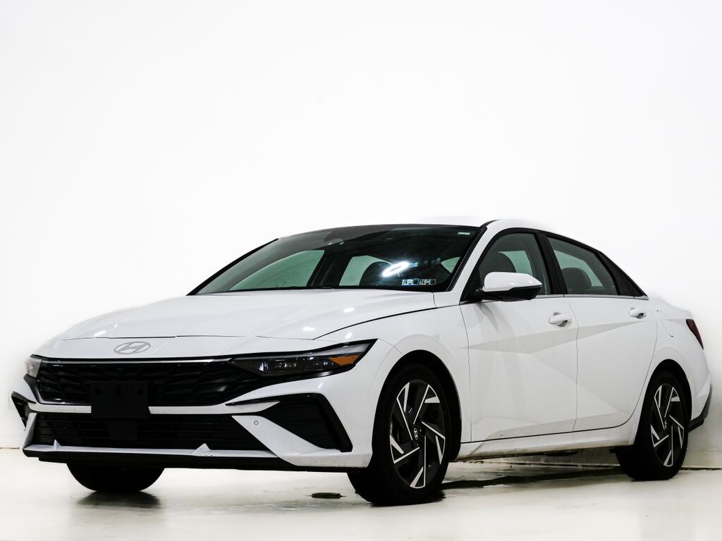 Used 2024 Hyundai Elantra Limited Sedan