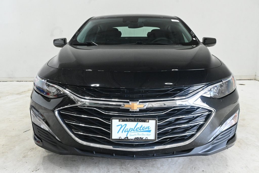 Used 2023 Chevrolet Malibu 1LT with VIN 1G1ZD5ST8PF250439 for sale in Lansing, IL