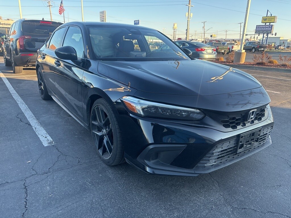 2024 Honda Civic Sport Hatchback photo 2