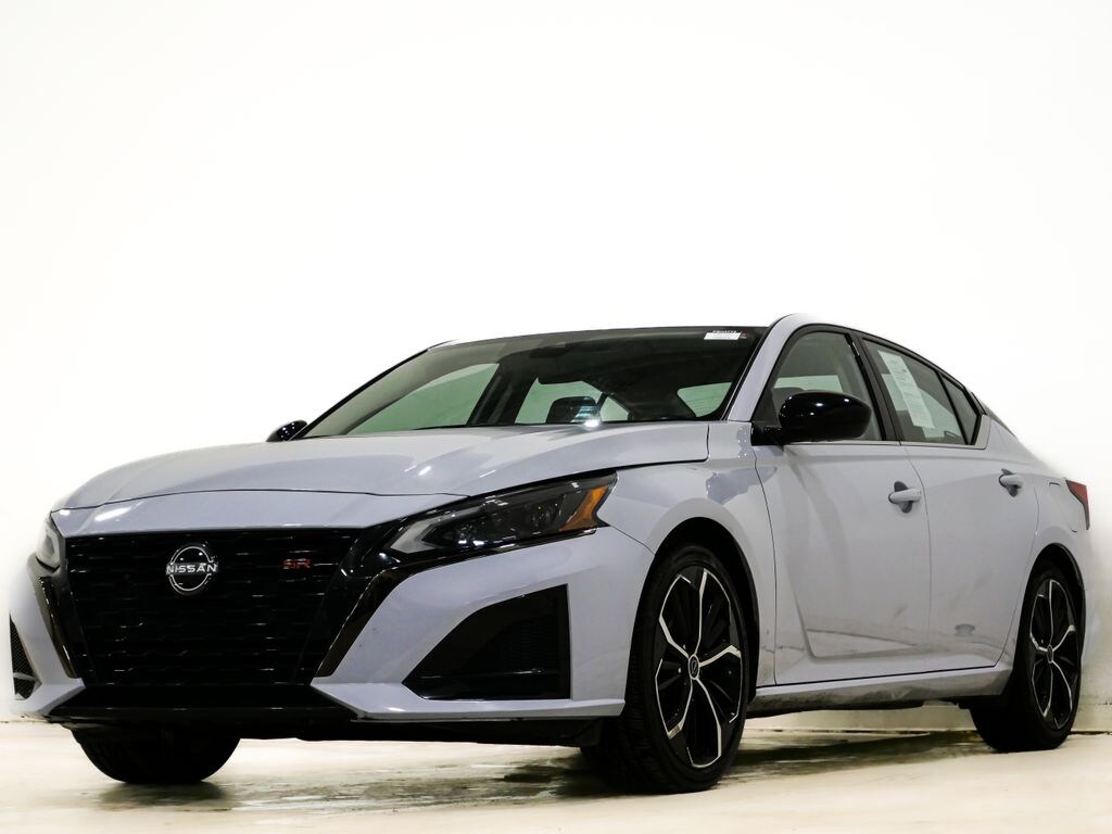 Used 2024 Nissan Altima 2.5 SR Sedan