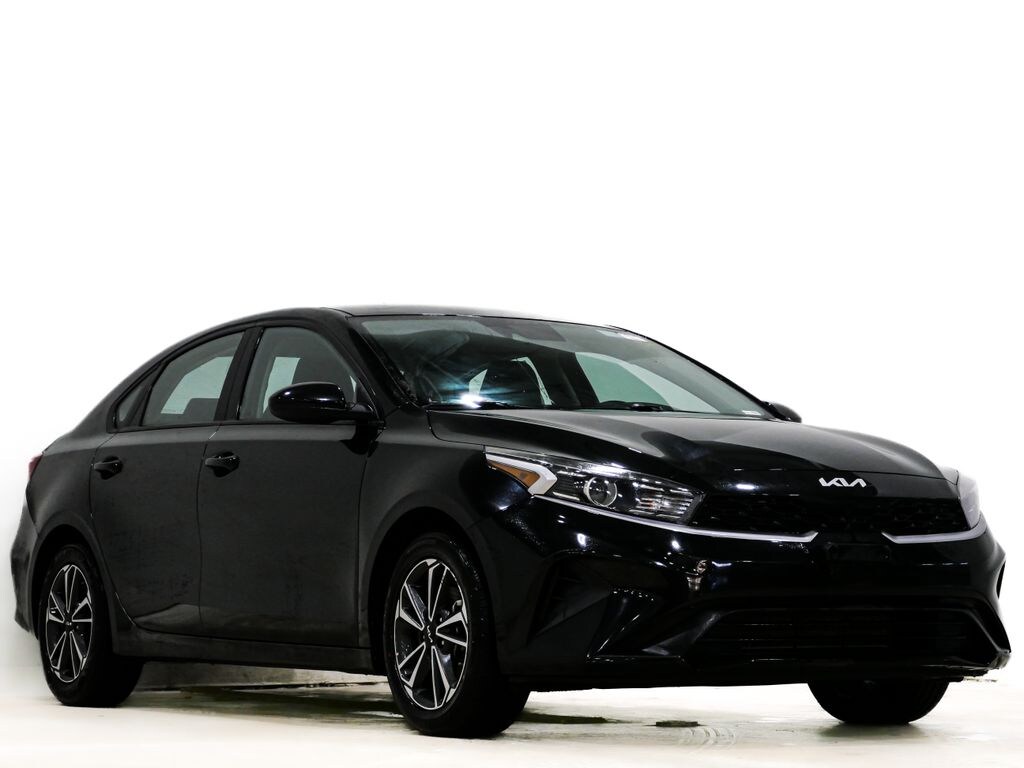 Used 2023 Kia Forte LXS Sedan