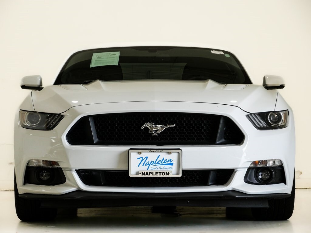 2015 Ford Mustang GT Premium photo 2