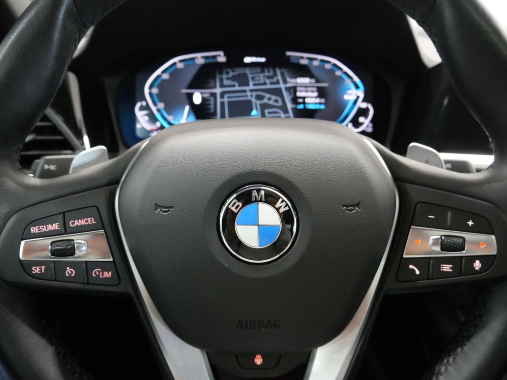2021 BMW 3 Series 330e - Photo 16