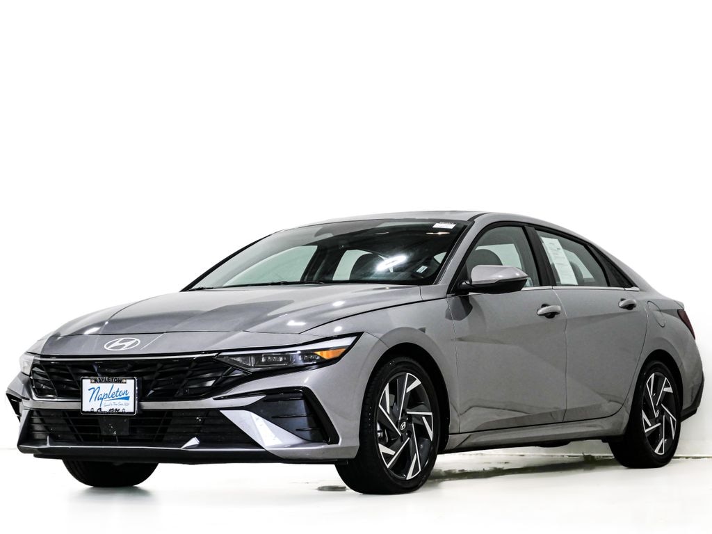 Used 2025 Hyundai Elantra Limited Sedan