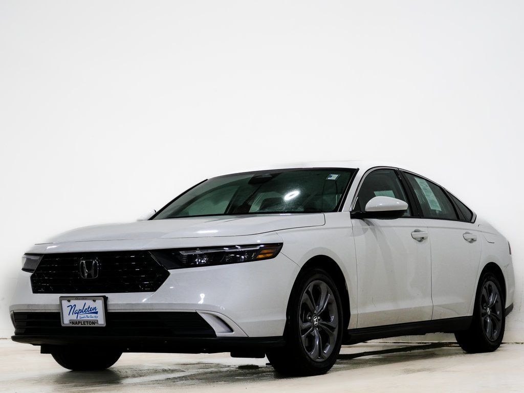Used 2024 Honda Accord EX Sedan