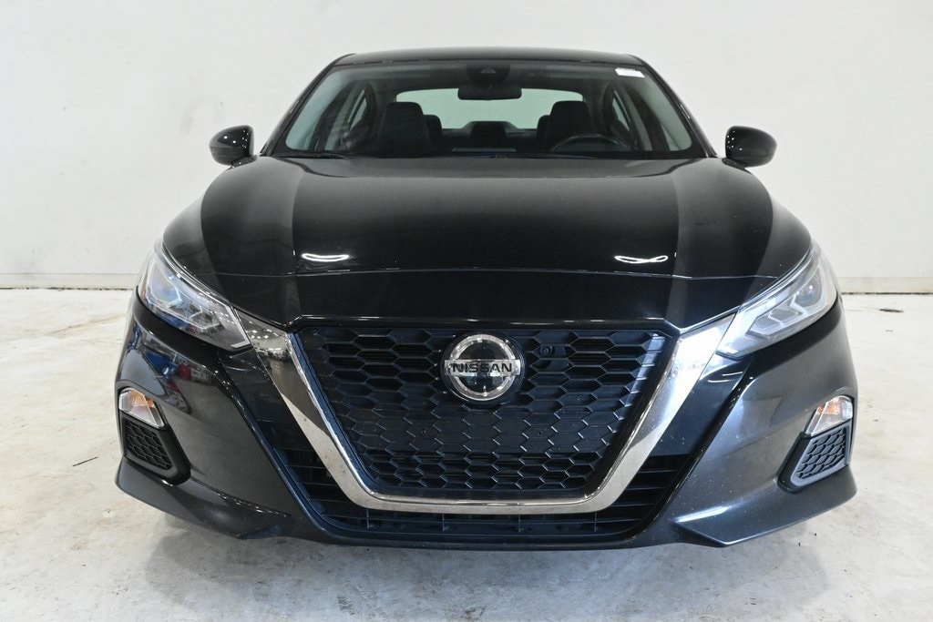 Used 2022 Nissan Altima SR with VIN 1N4BL4CV7NN370537 for sale in Lansing, IL