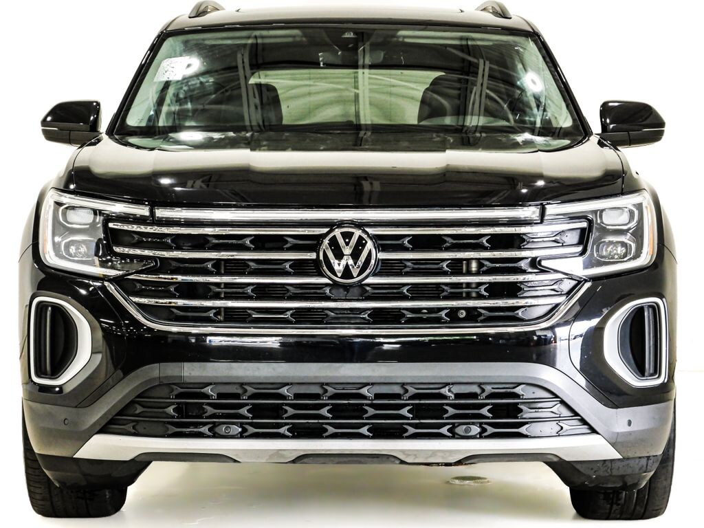 Used 2024 Volkswagen Atlas 2.0T SE w/Technology SUV