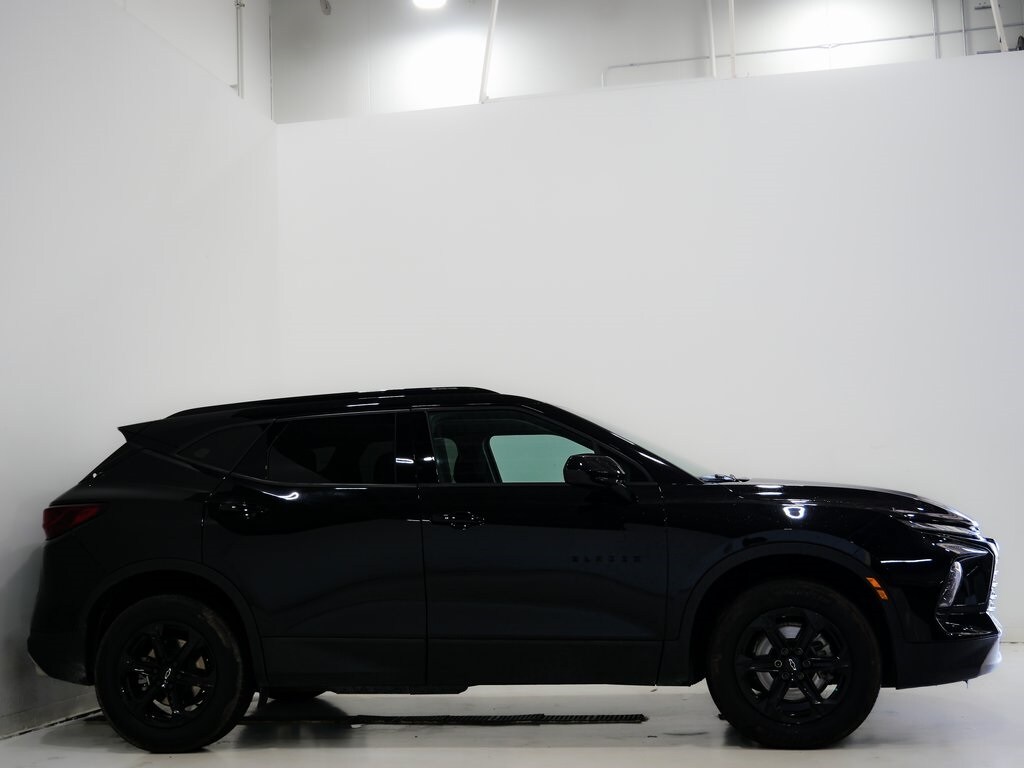 2024 Chevrolet Blazer 2LT photo 4