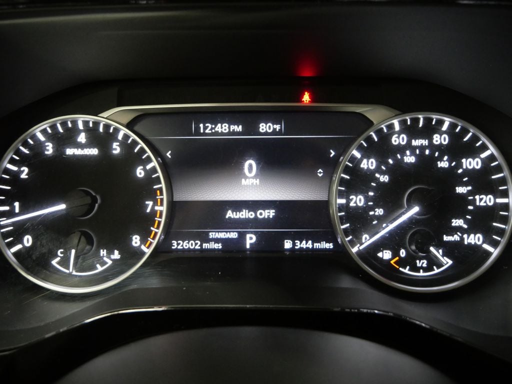 2025 Nissan Pathfinder SV - Photo 15