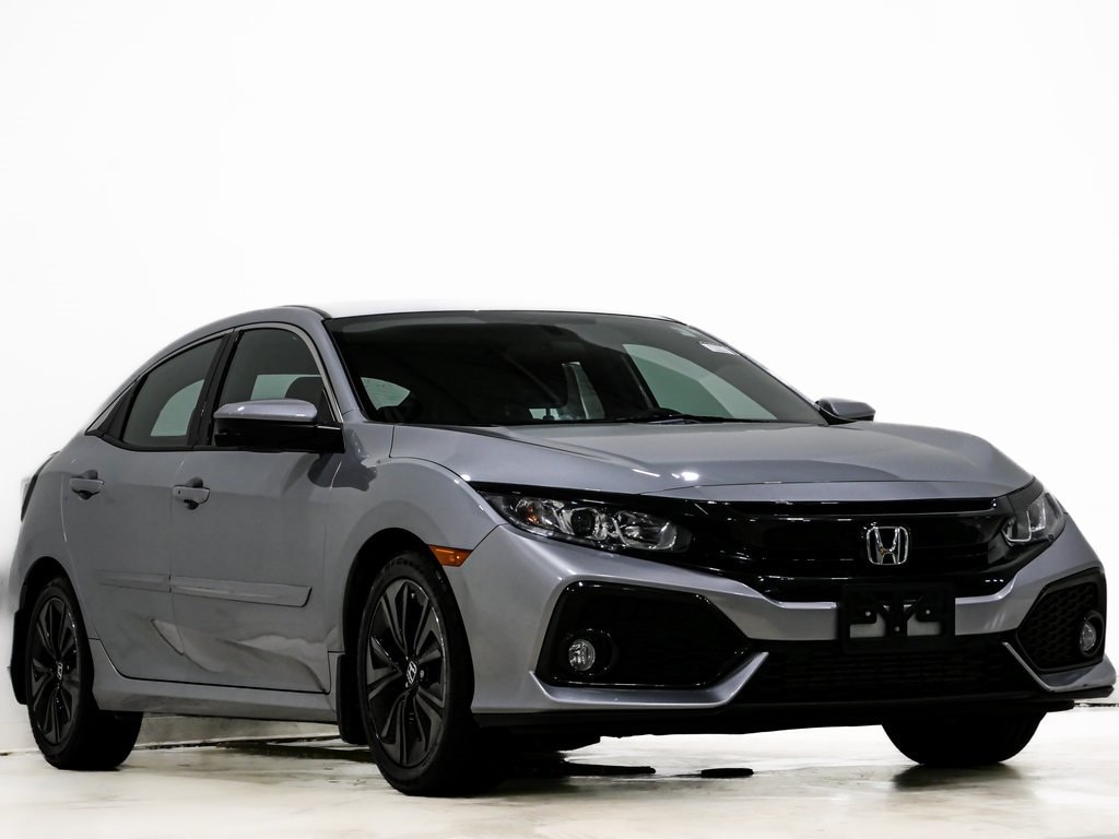 2018 Honda Civic Hatchback EX's photo