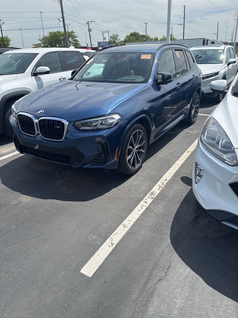 2022 BMW X3 M40i's photo
