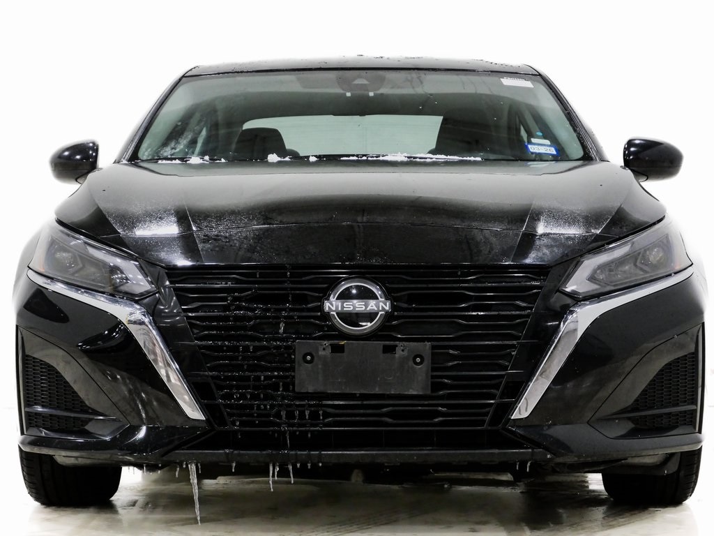 Used 2023 Nissan Altima 2.5 SV Sedan