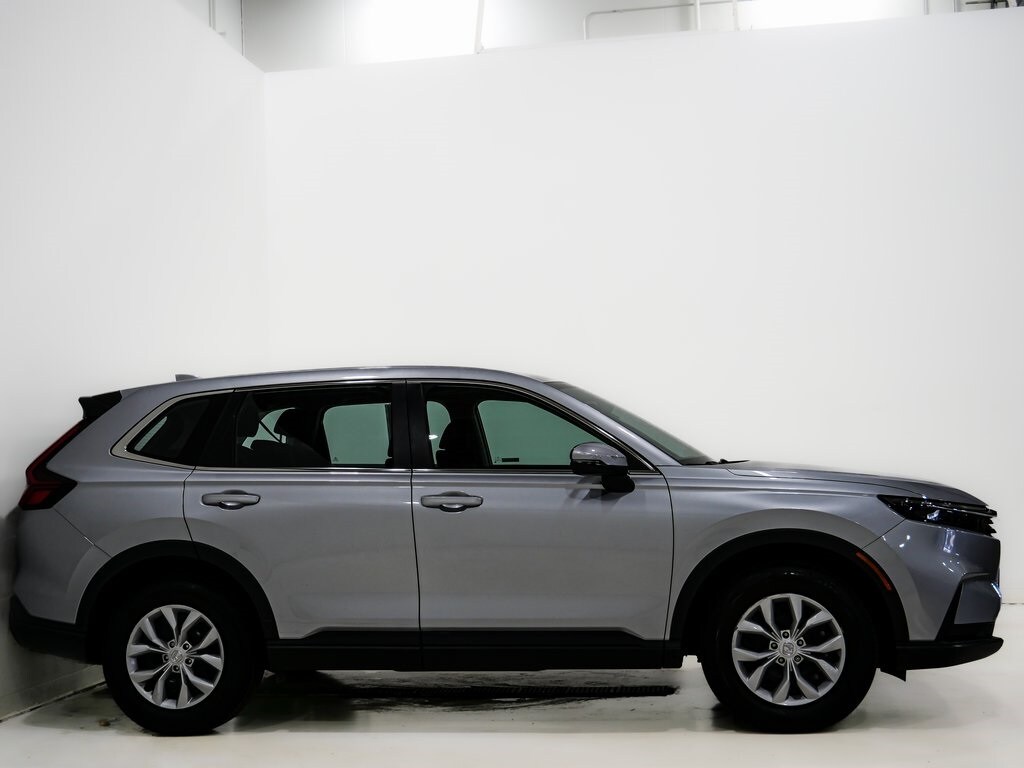 2023 Honda CR-V LX photo 3