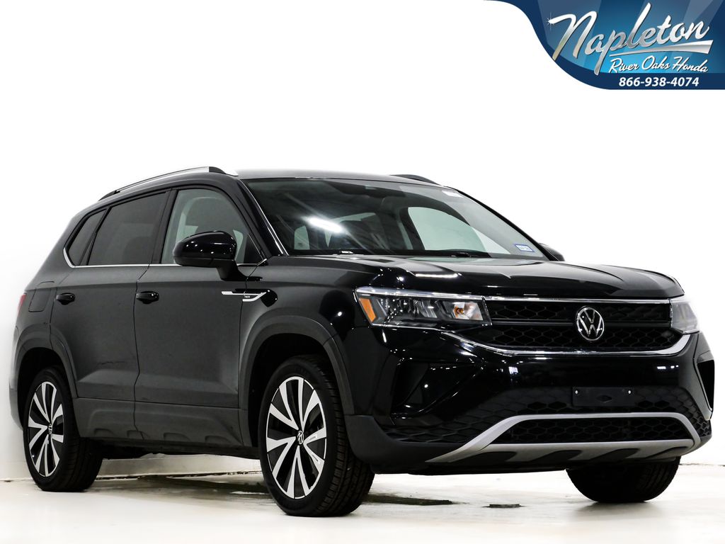 2024 Volkswagen Taos SE