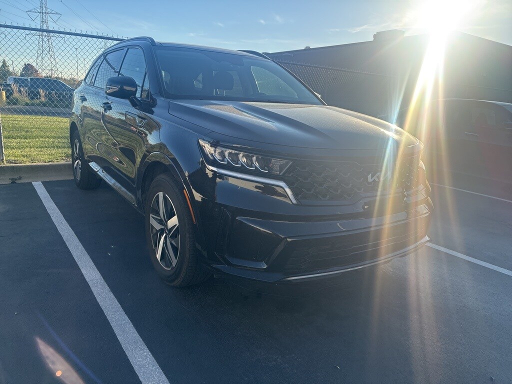 Used 2023 Kia Sorento S SUV
