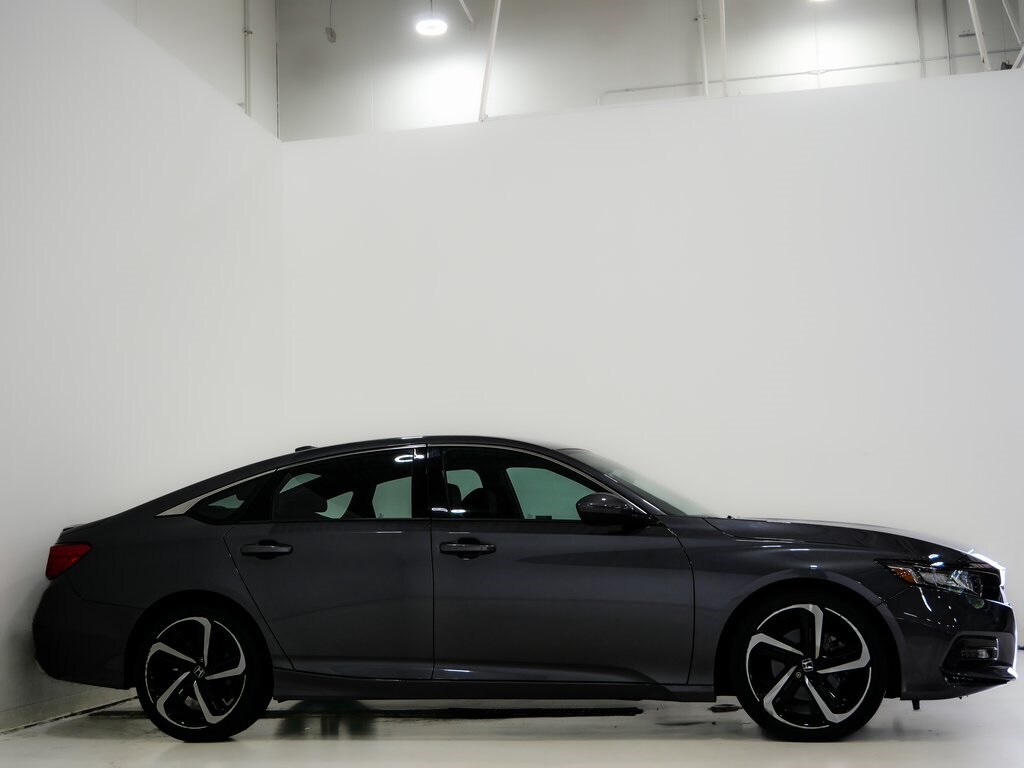 2020 Honda Accord Sport photo 4