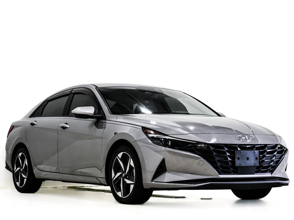 Used 2023 Hyundai Elantra SEL Sedan