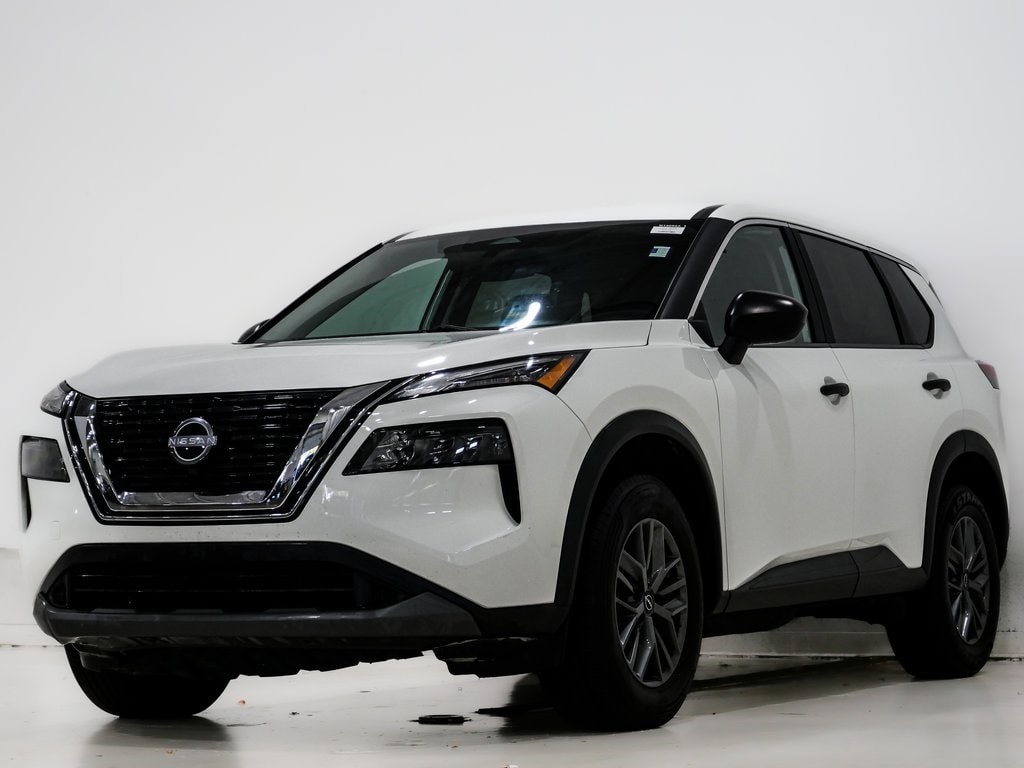 Used 2023 Nissan Rogue S SUV
