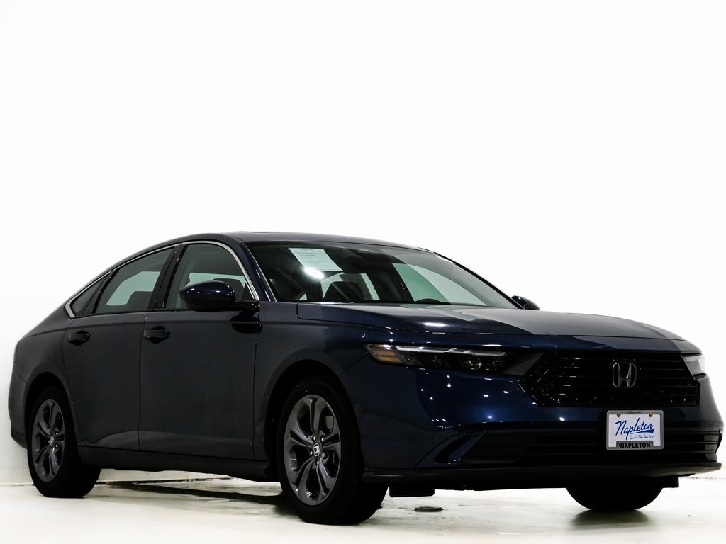 2024 Honda Accord EX's photo