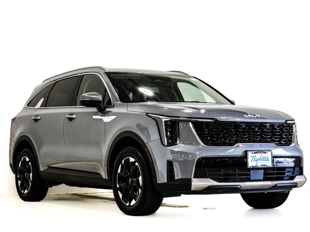 Used 2024 Kia Sorento S SUV
