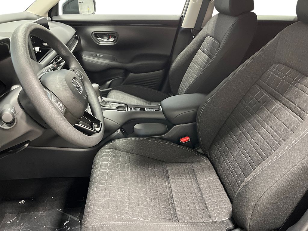 2026 Honda HR-V LX - Photo 12