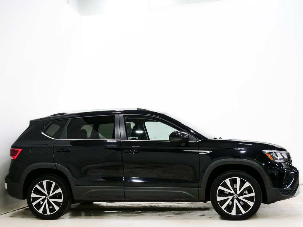 Used 2024 Volkswagen Taos 1.5T SE SUV