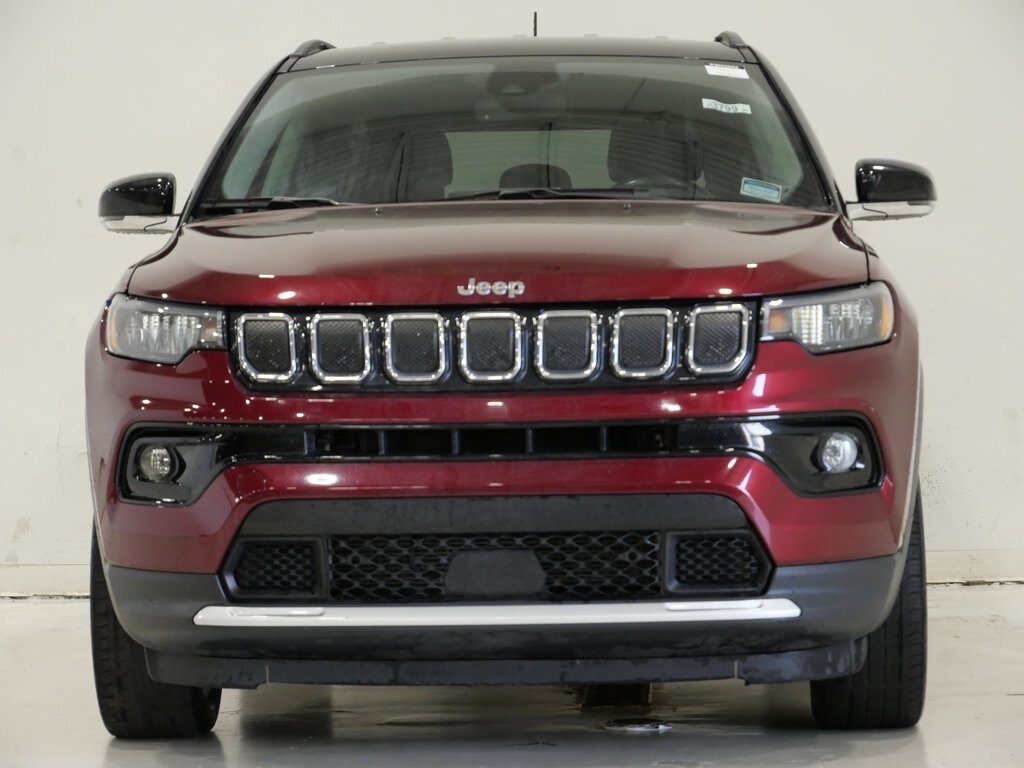 2022 Jeep Compass Limited photo 2