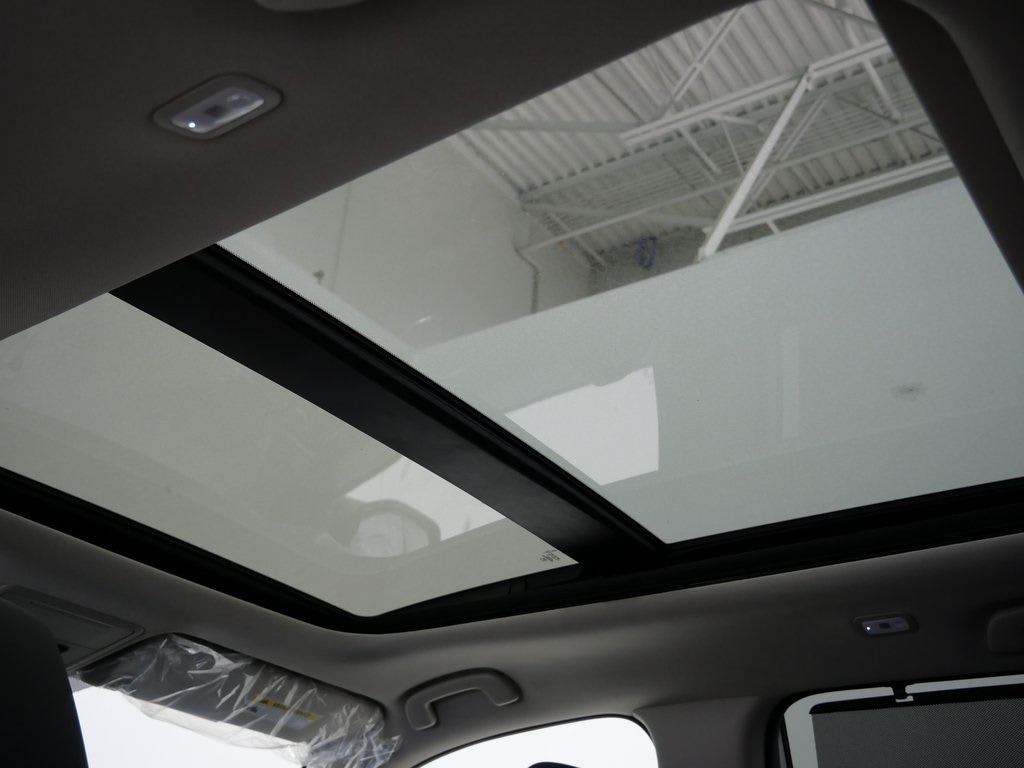 New 2025 Honda Pilot Touring+ SUV