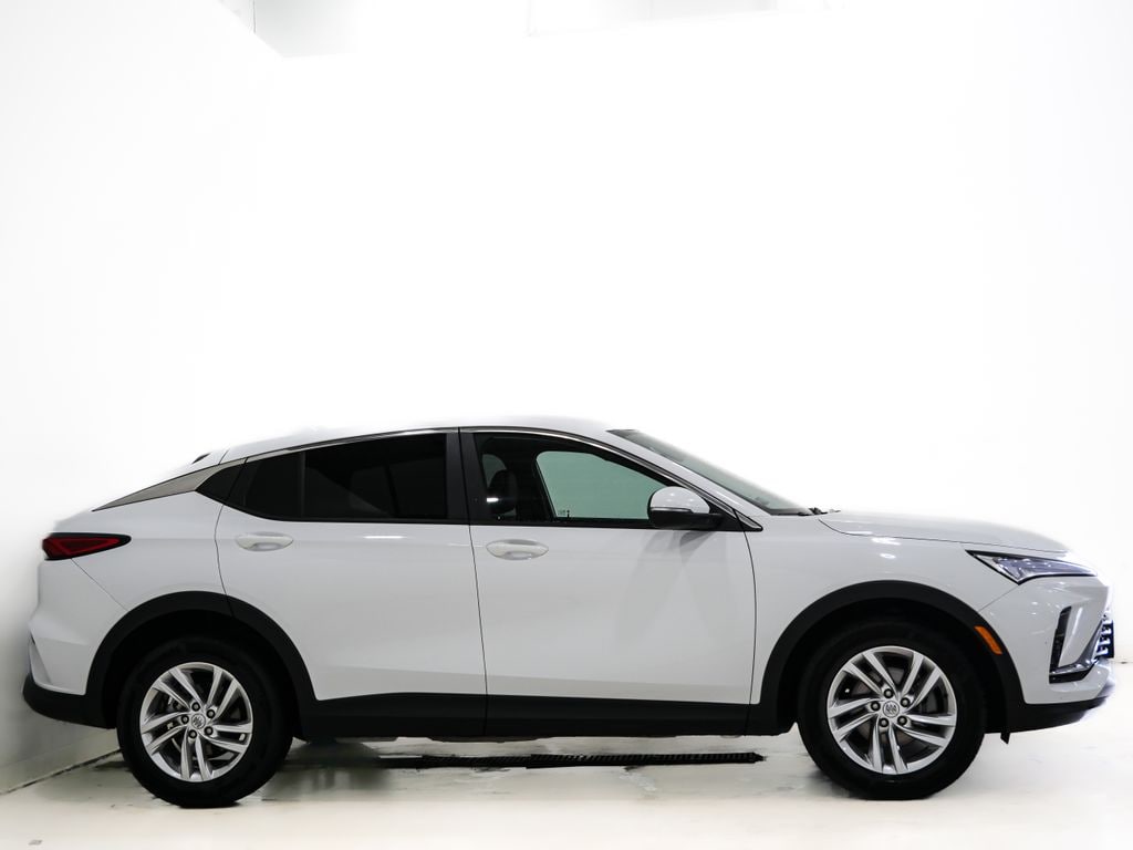 Used 2025 Buick Envista Preferred SUV