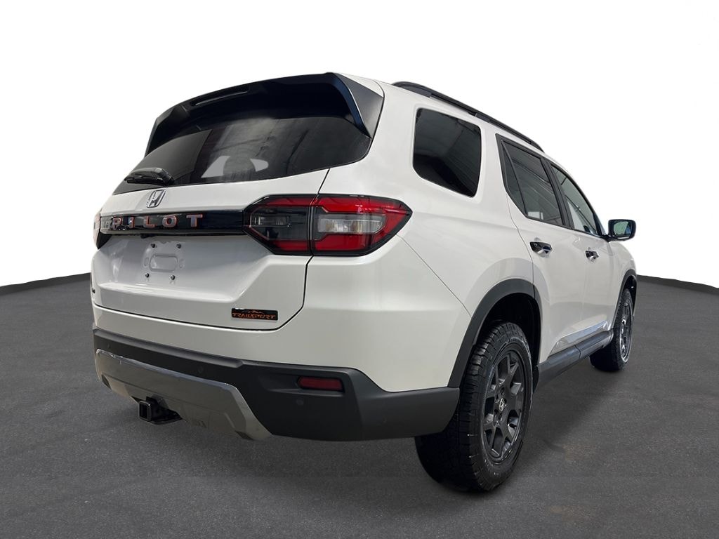 New 2026 Honda Pilot TrailSport SUV
