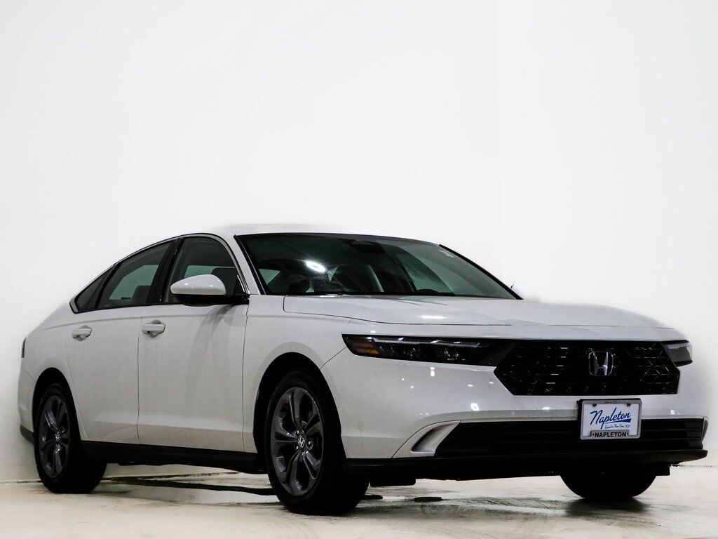 Used 2024 Honda Accord EX Sedan