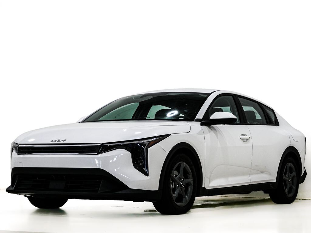 Used 2025 Kia K4 LXS Sedan