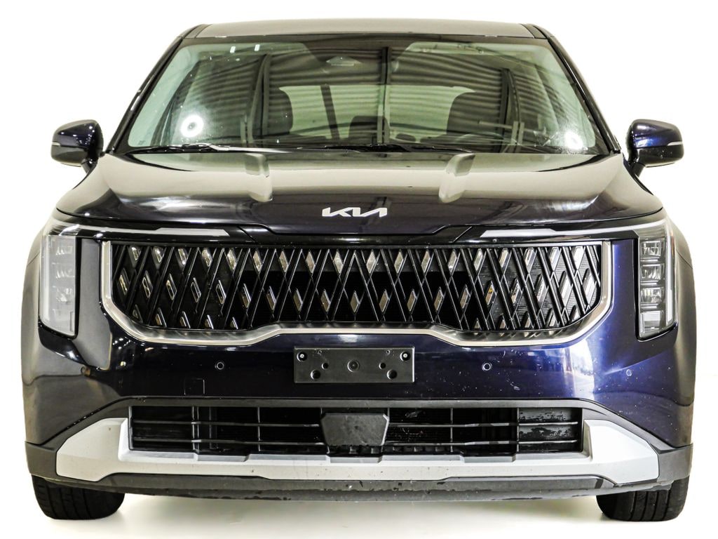Used 2025 Kia Carnival LXS Minivan/Van