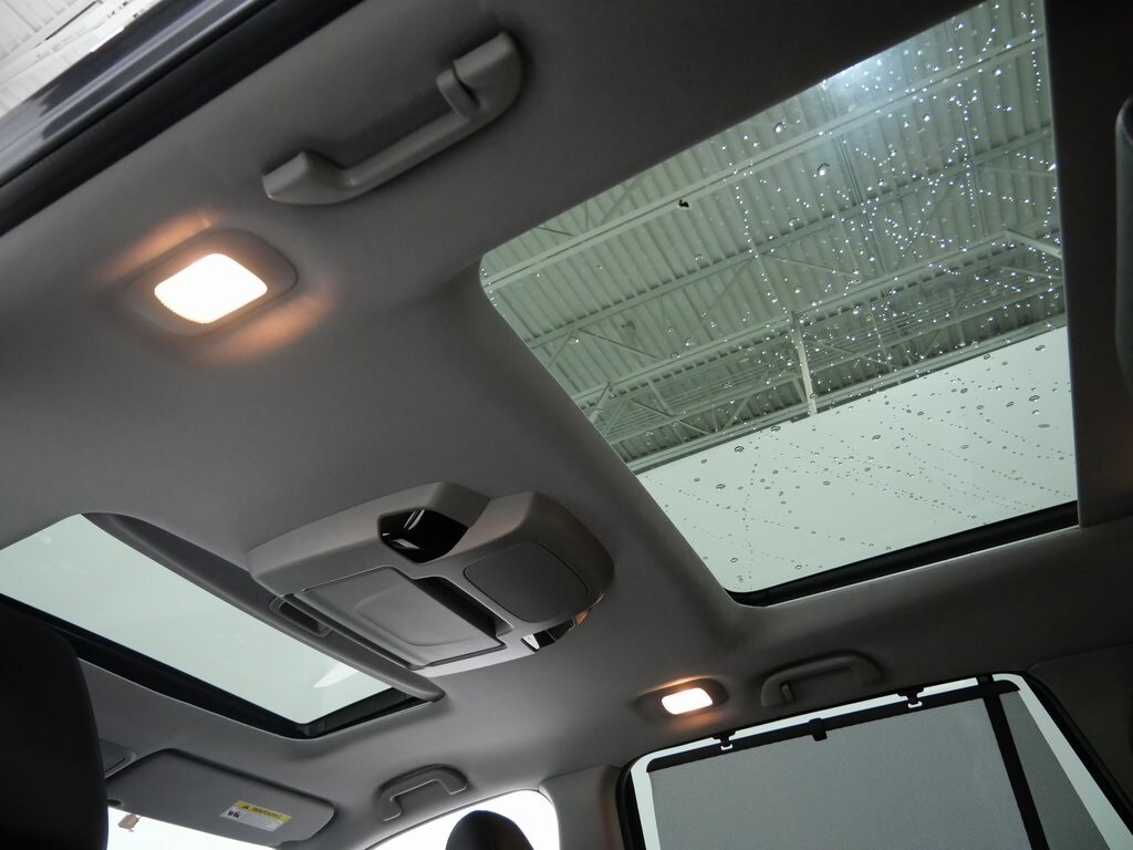 2022 Honda Pilot Elite photo 4