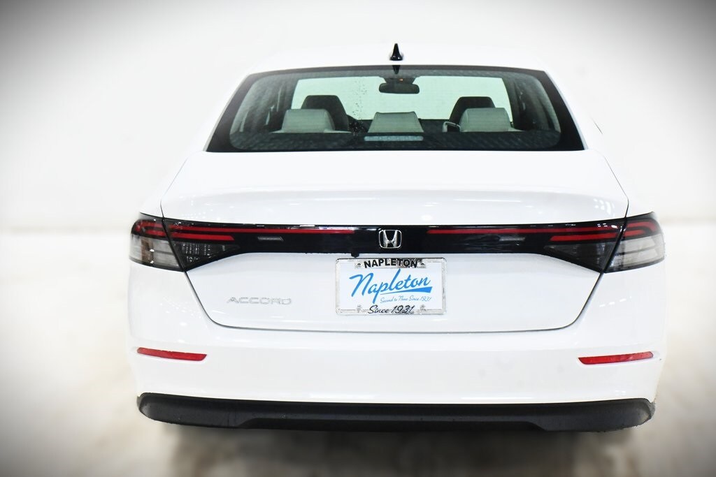 2025 Honda Accord SE photo 4