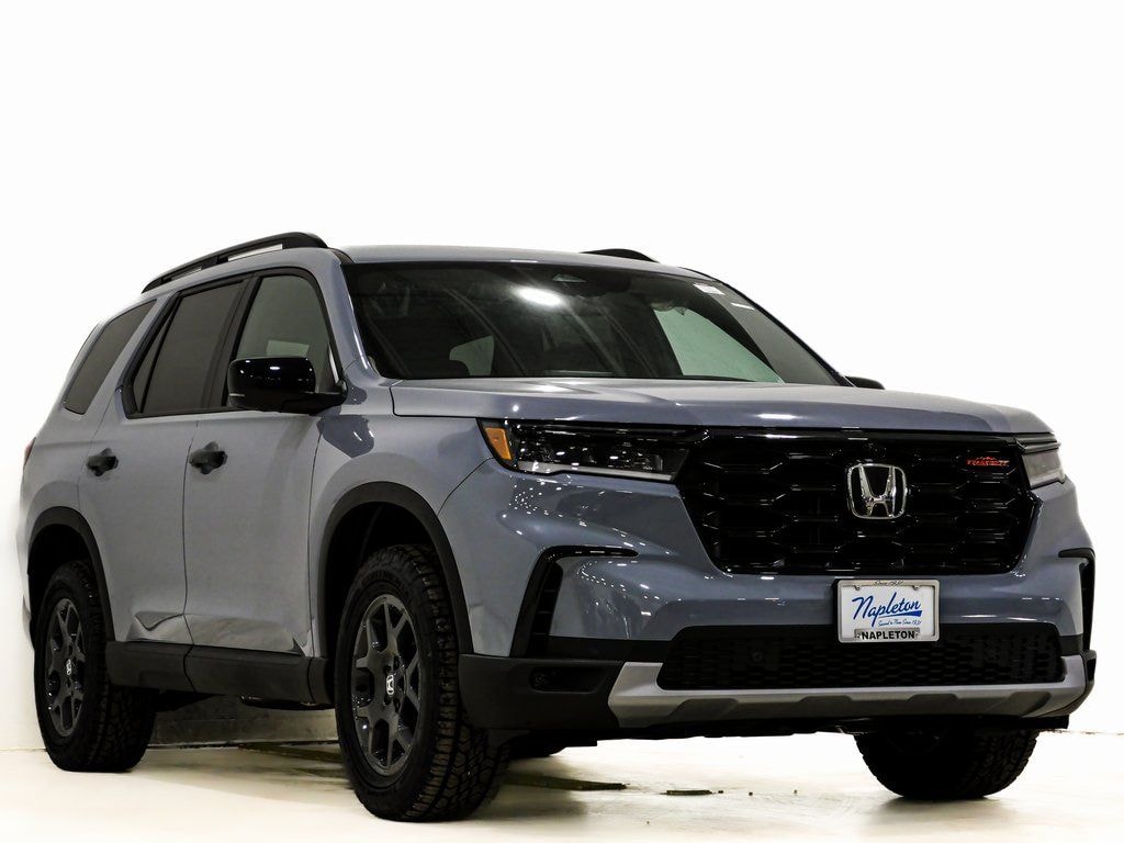 New 2025 Honda Pilot TrailSport SUV