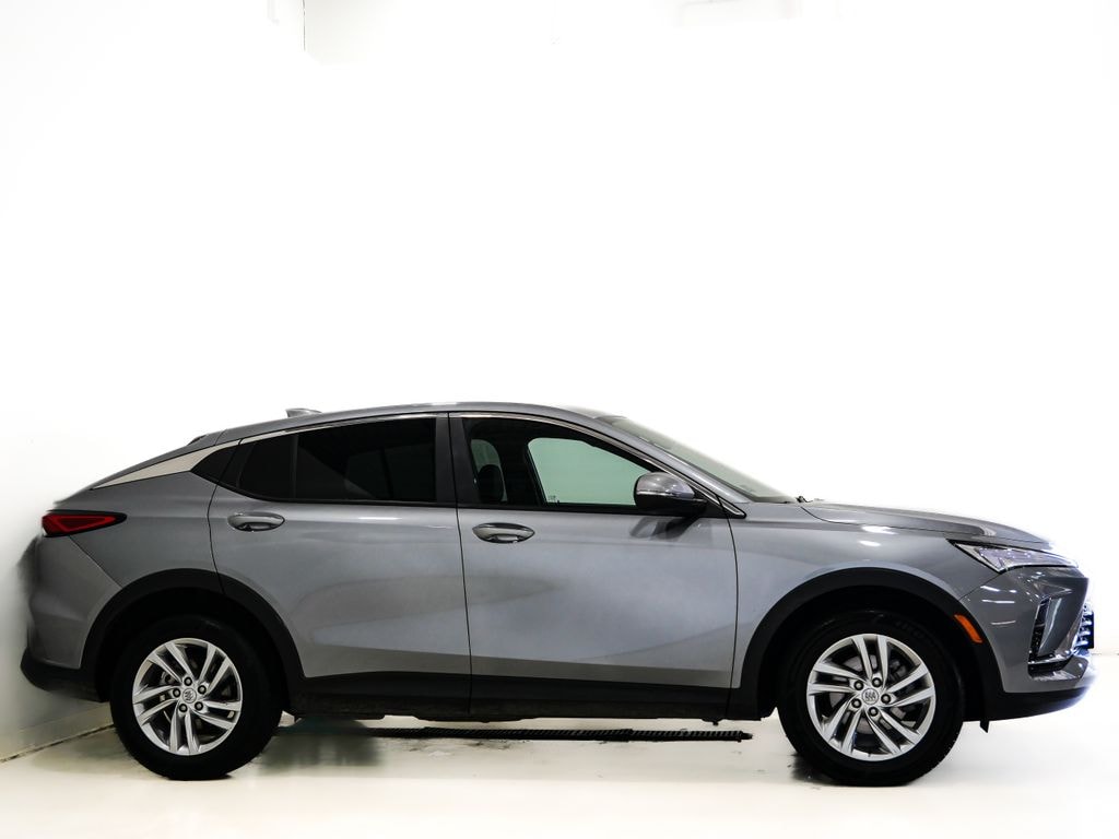 Used 2025 Buick Envista Preferred SUV