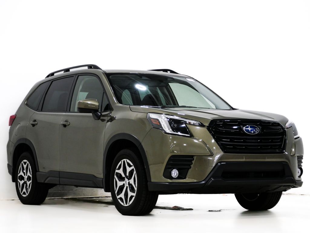 2023 Subaru Forester Premium