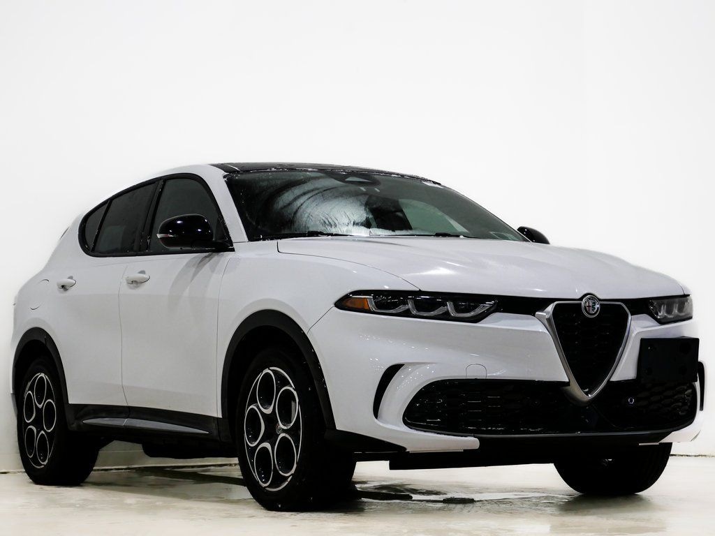 Used 2024 Alfa Romeo Tonale Ti SUV