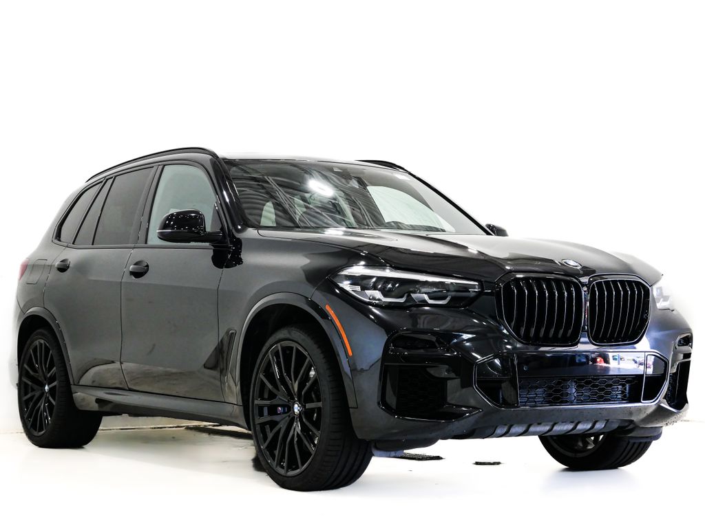 2023 BMW X5 M50i's photo