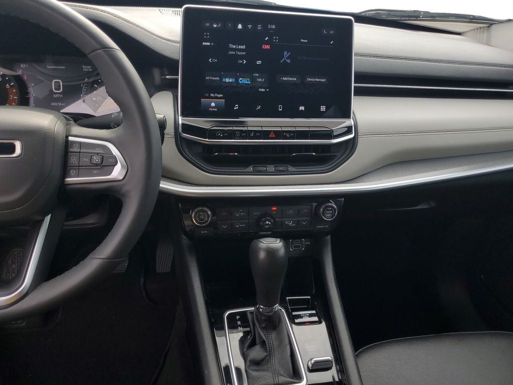 2025 Jeep Compass Limited - Photo 16